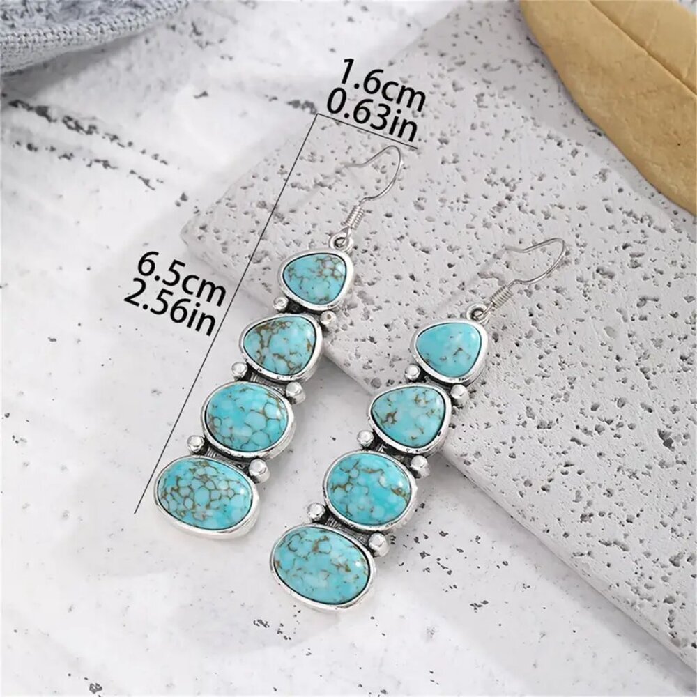 NEW Pair of vintage style BOHO earrings, dangle turquoise earrings, western - Picture 4 of 4
